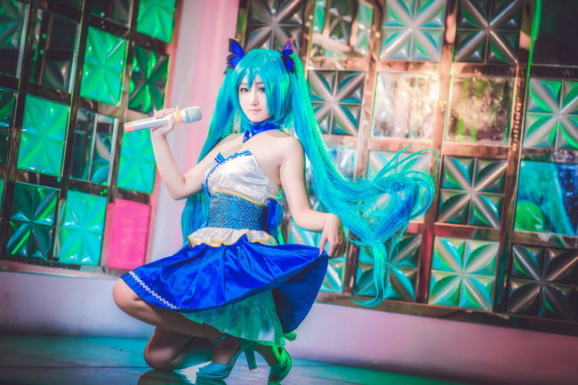 VOCALOID 随心所欲巫女·初音miku COS