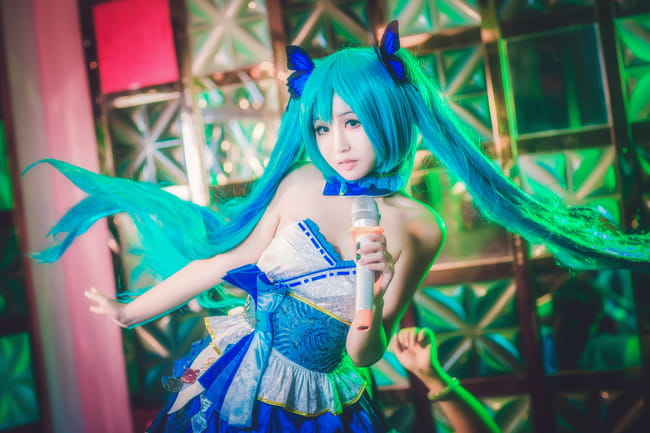 VOCALOID 随心所欲巫女·初音miku COS