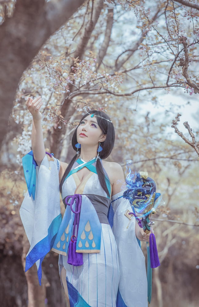 阴阳师 八百比丘尼·苍之雀羽 式神 妖怪 COS