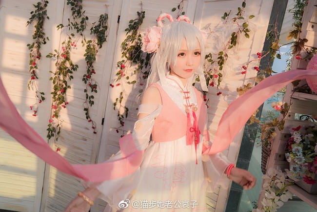 洛天依,宅舞,哀子,cosplay